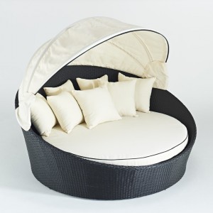 Rattan Daybeds